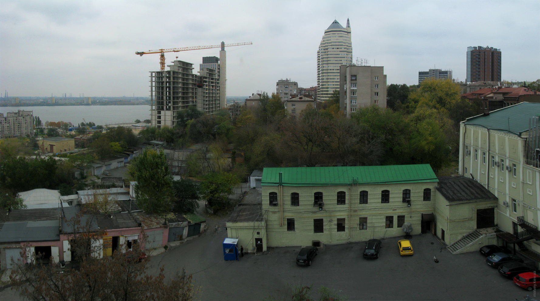 Днепропетровск. Вид из окна 6-го этажа третьего корпуса таможенной (митної) академии